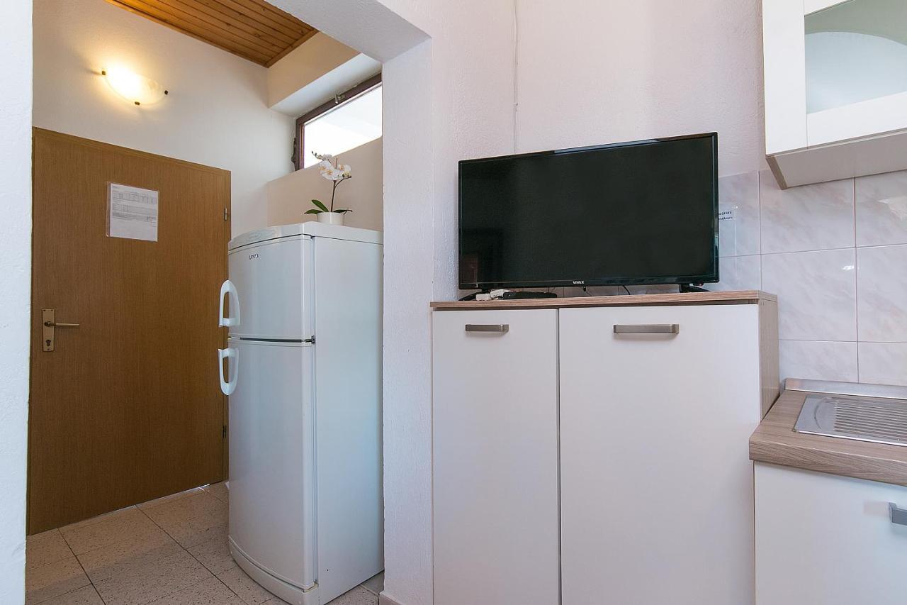 Apartment Zivogosce - Blato 1057D Εξωτερικό φωτογραφία